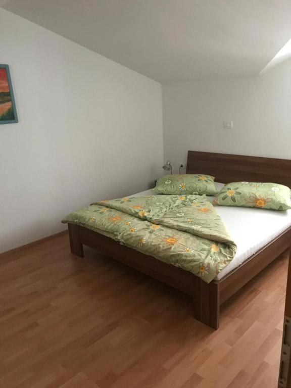 Apartmaji Jelena *